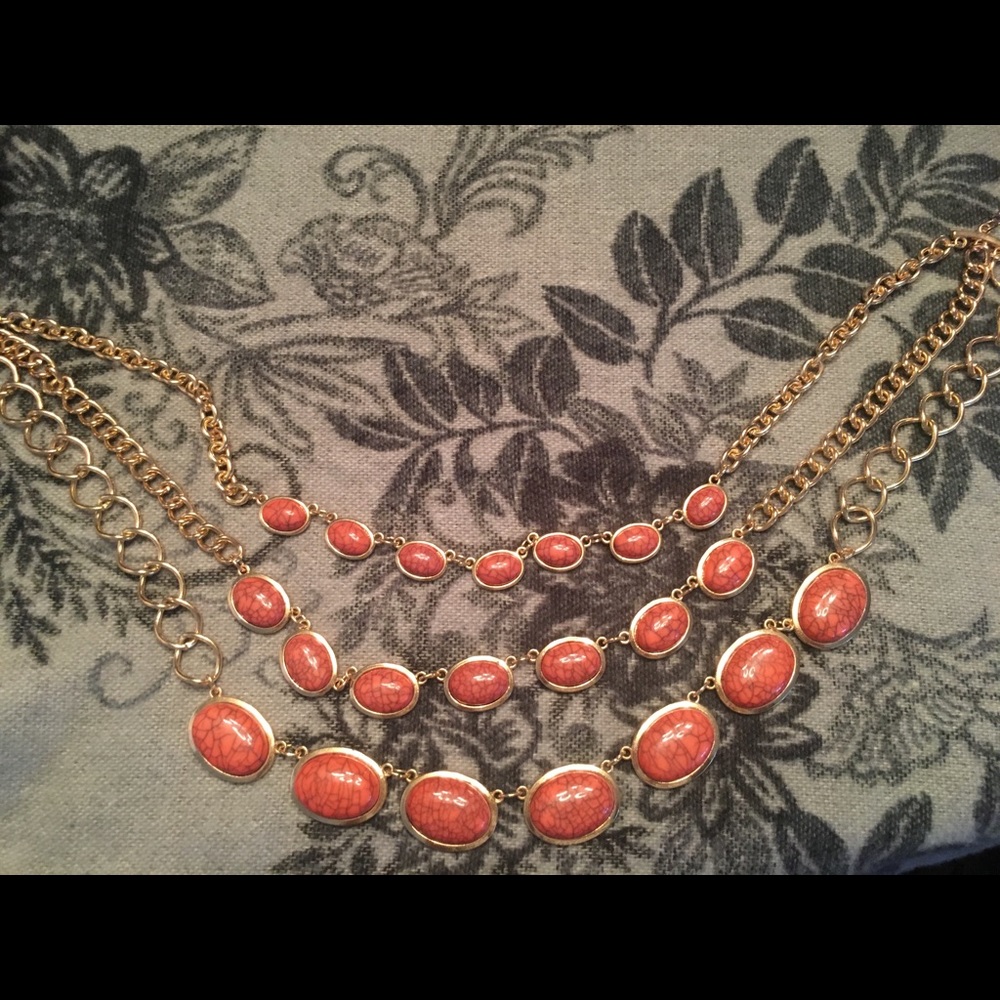 Statement Necklace - Picture 2 of 8